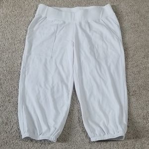 White capri pants